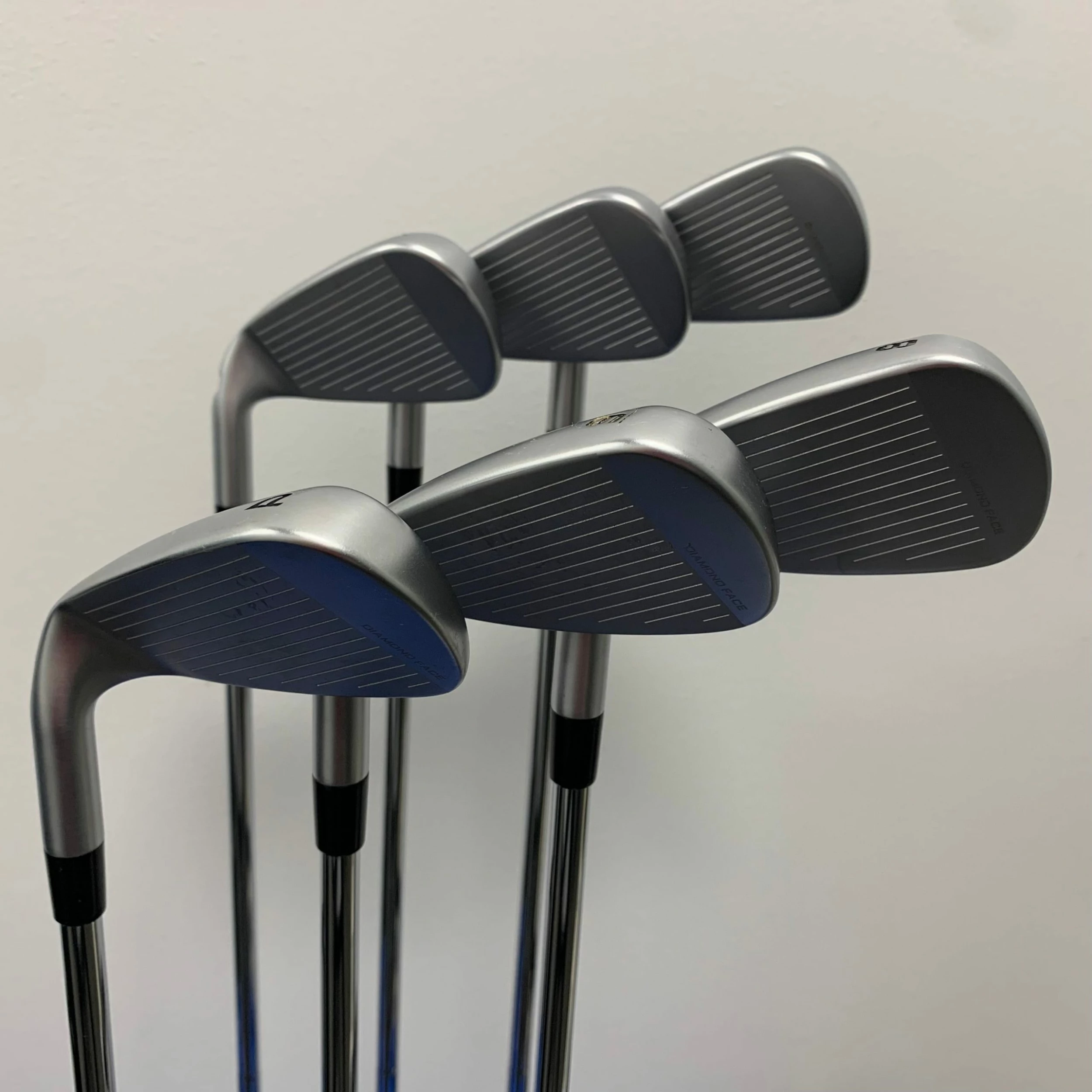 Tour Edge Exotics E722 Irons 5-PW XP 85 R300 Regular Right Hand - MINT 4 Tour Edge Exotics E722 Irons 5-PW XP 85 R300 Regular Right Hand - MINT - Image 2