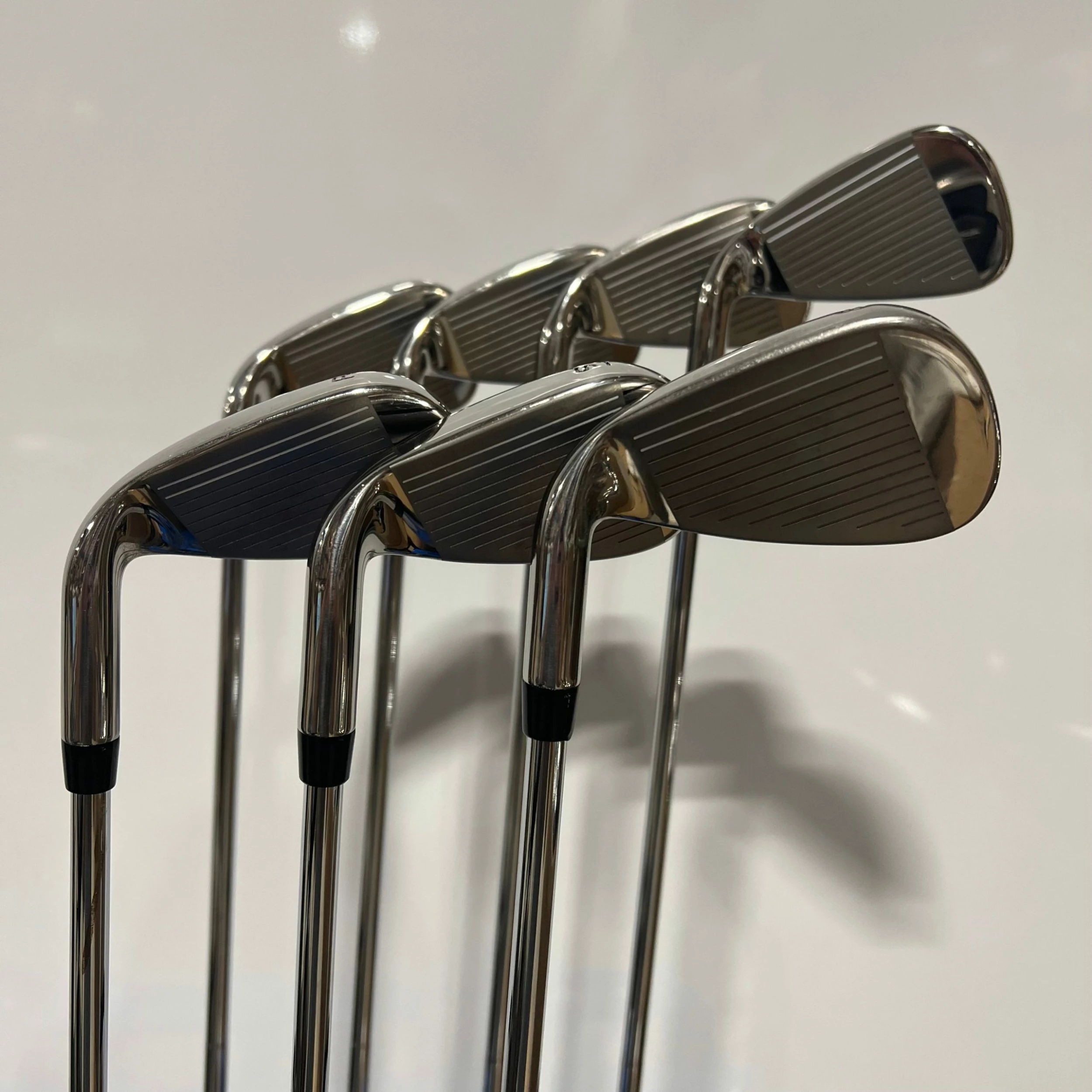 Callaway Rogue ST Max Irons 4-PW Elevate MPH 95 Stiff Right Hand - MINT 4 Callaway Rogue ST Max Irons 4-PW Elevate MPH 95 Stiff Right Hand - MINT - Image 2